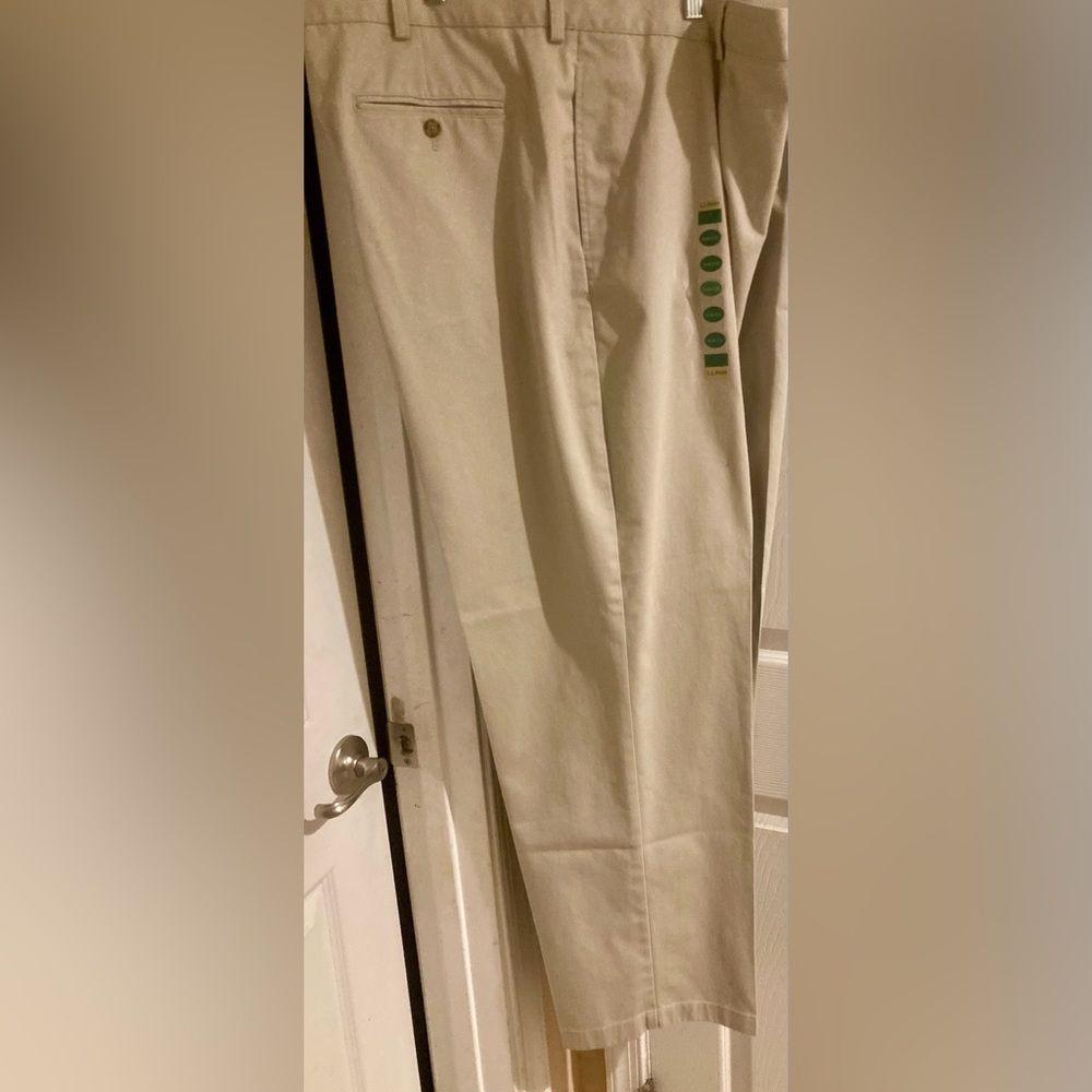 Mens L.L. Bean Cotton Wrinkle-Free Double L Chino Pants Size 46x32 New With Tags